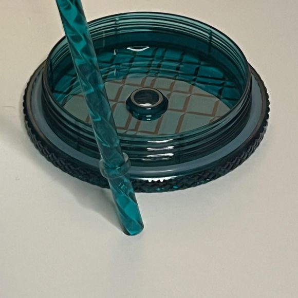 NWT Starbucks 2023 Green Gradient Ombre Jeweled Cold Cup Tumbler Venti - Picture 4 of 10